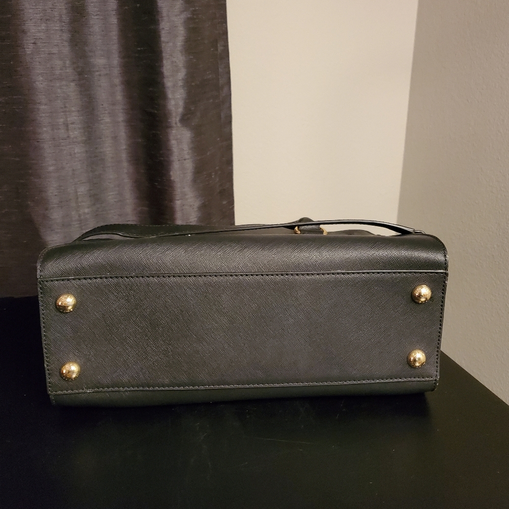 Purse - Picture 3 of 4